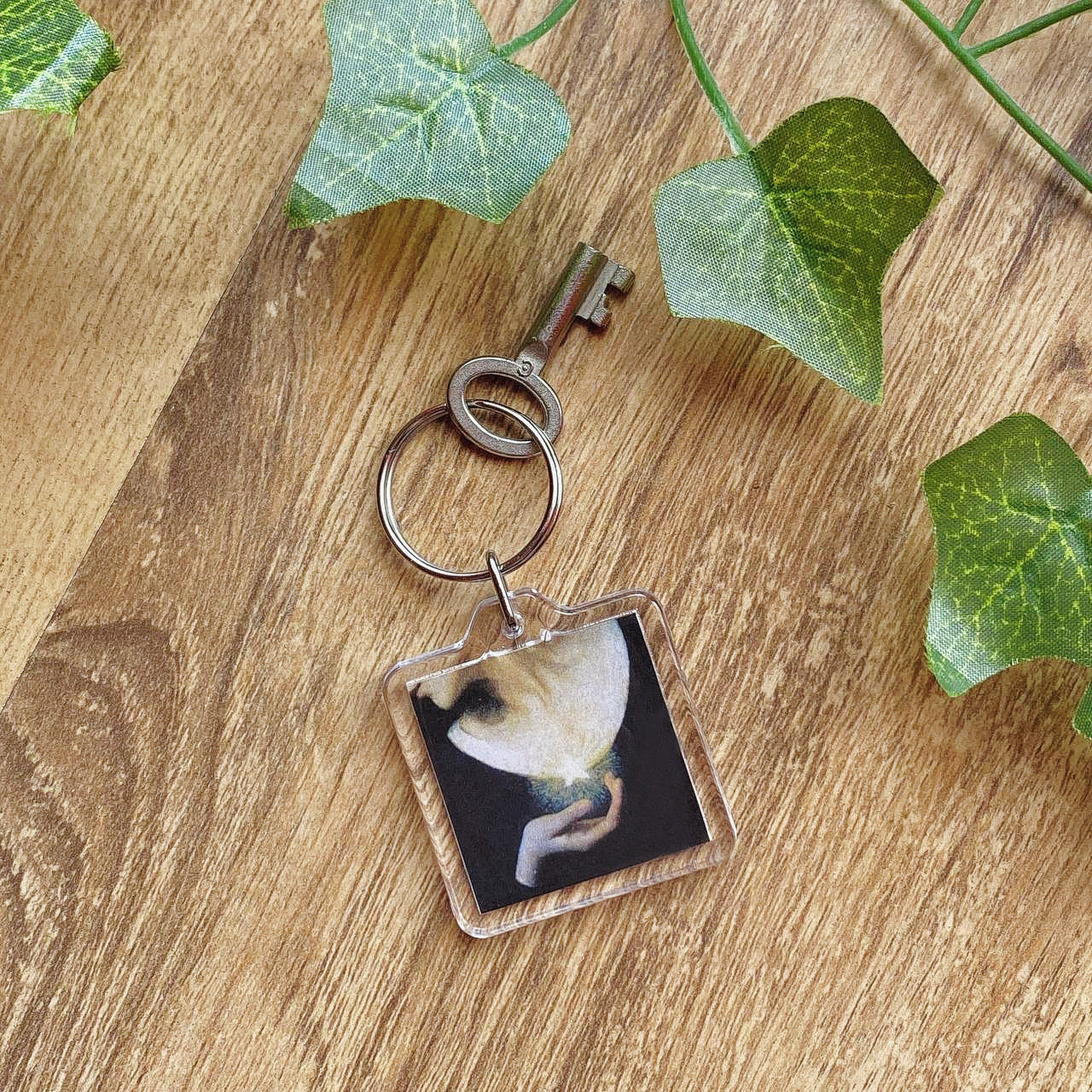 Vintage 1902 Art Keychain Night and Her Daughter Sleep, Dark Academia Aesthetic, Art Girl, Romantic Pre-Raphaelite Keyring