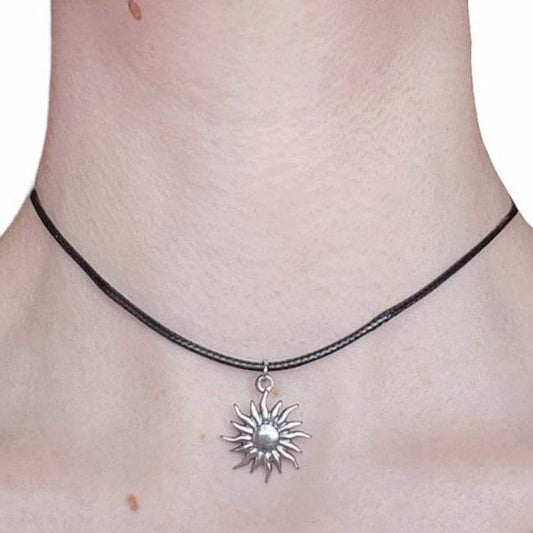 Vintage Hippie Tribal Sun Choker Necklace - Louisenkind