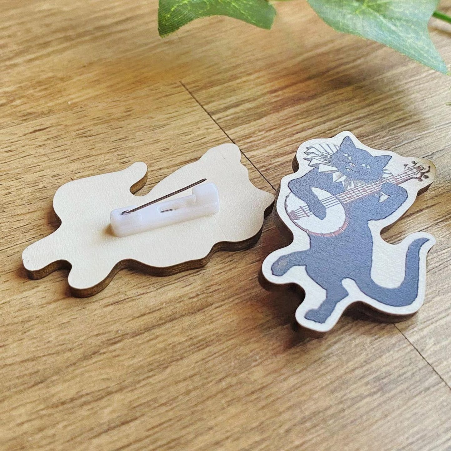 1895 The Black Cat Playing Banjo Vintage Wooden Pin, Antique Black Cat Lapel Pin, Funny Cat Lover Gift